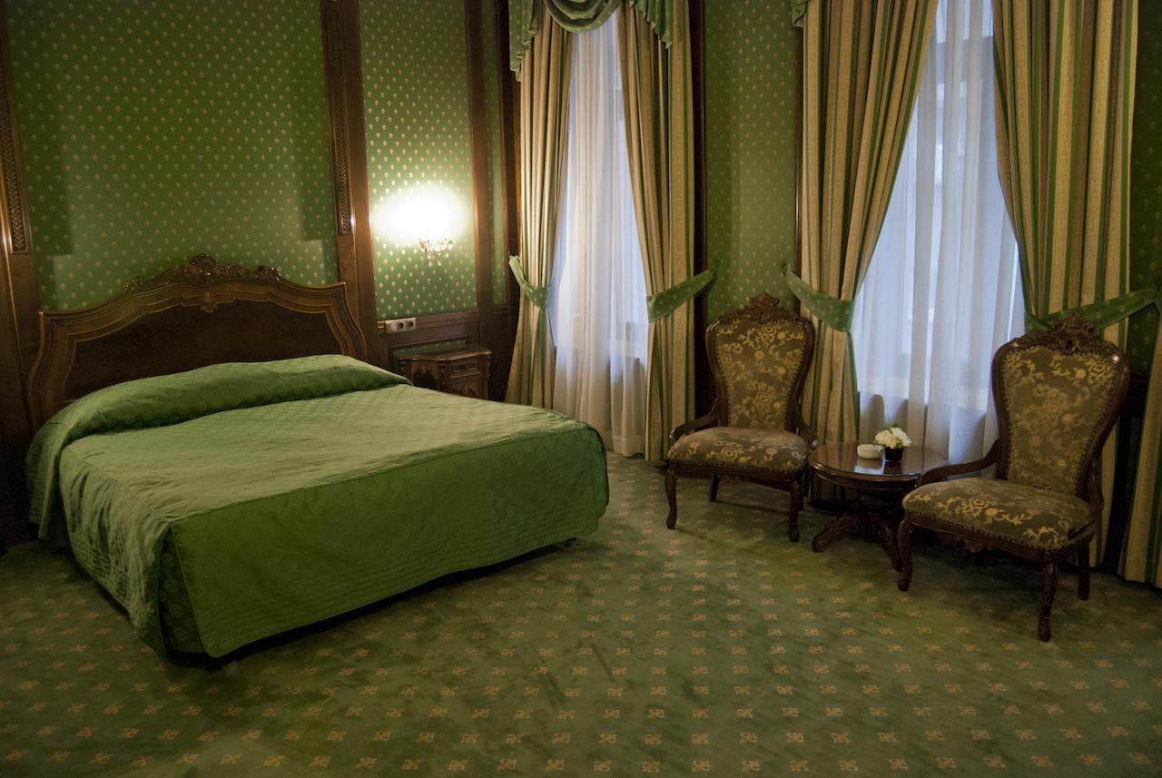 Hotel Casa Capsa Bucharest Exterior photo