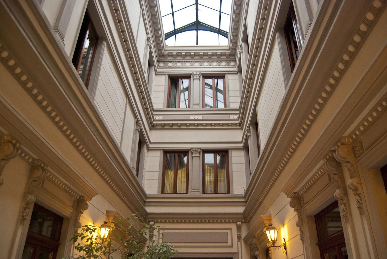 Hotel Casa Capsa Bucharest Exterior photo
